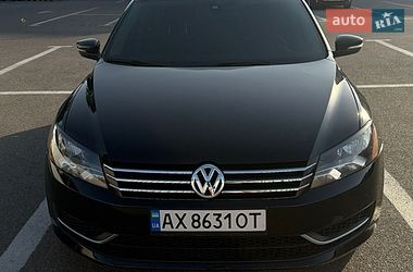 Седан Volkswagen Passat 2013 в Харкові