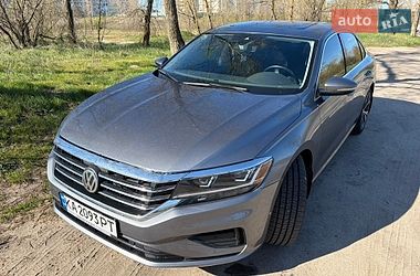 Седан Volkswagen Passat 2020 в Киеве