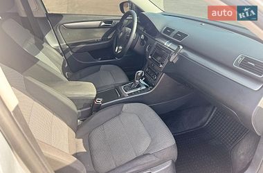 Універсал Volkswagen Passat 2011 в Виноградові