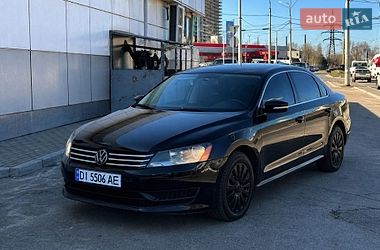 Седан Volkswagen Passat 2013 в Киеве