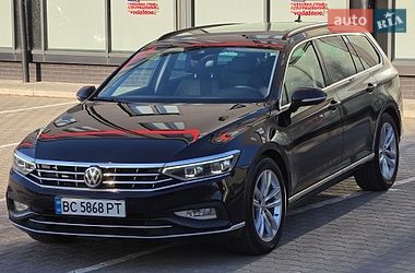 Універсал Volkswagen Passat 2020 в Львові