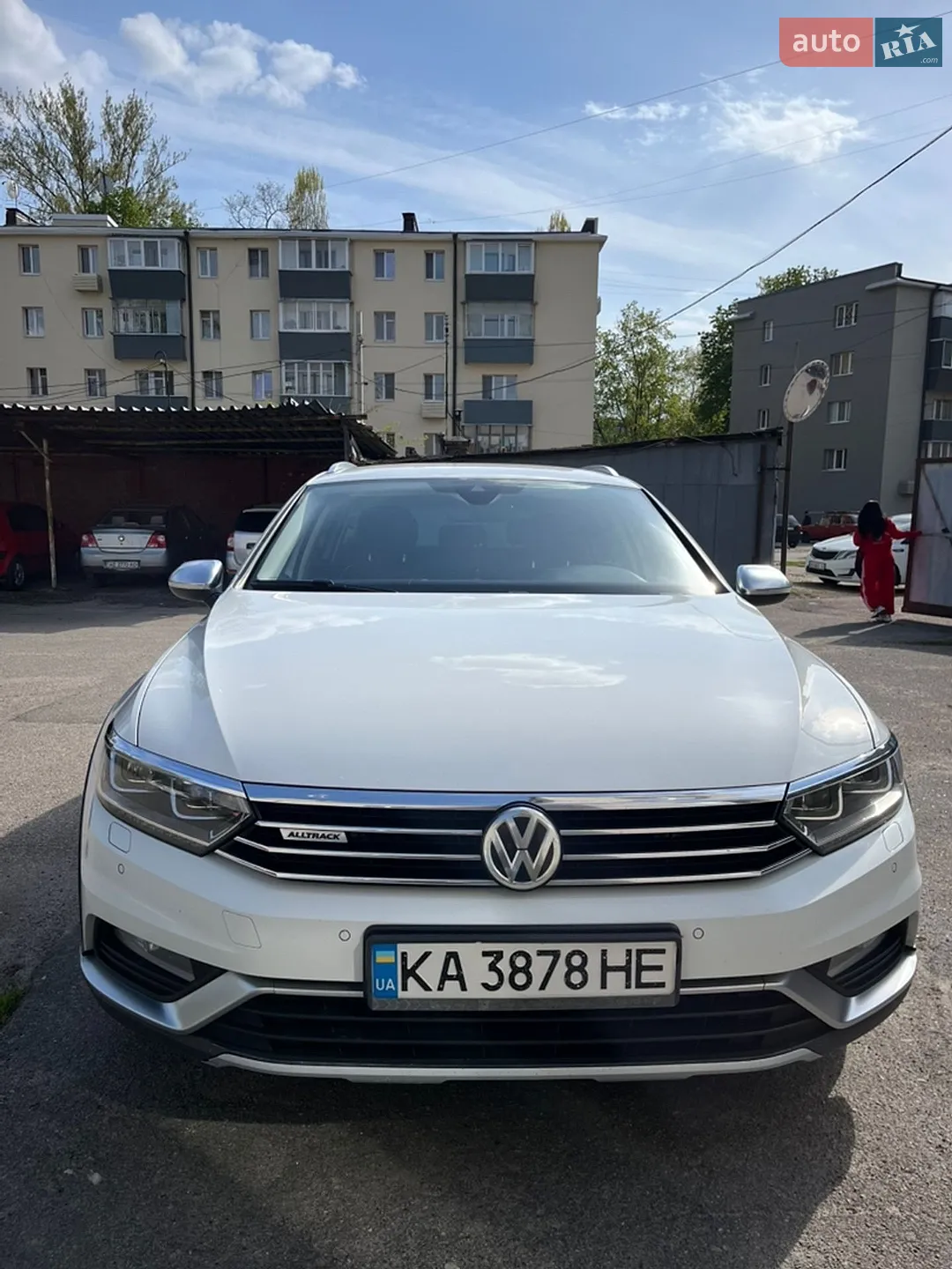 Volkswagen Passat 2018 VIN WVWZZZ3CZJE225069 фото оголошення 3 з 17