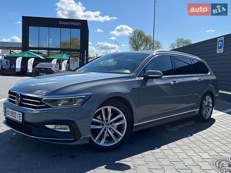 Volkswagen Passat 2022
