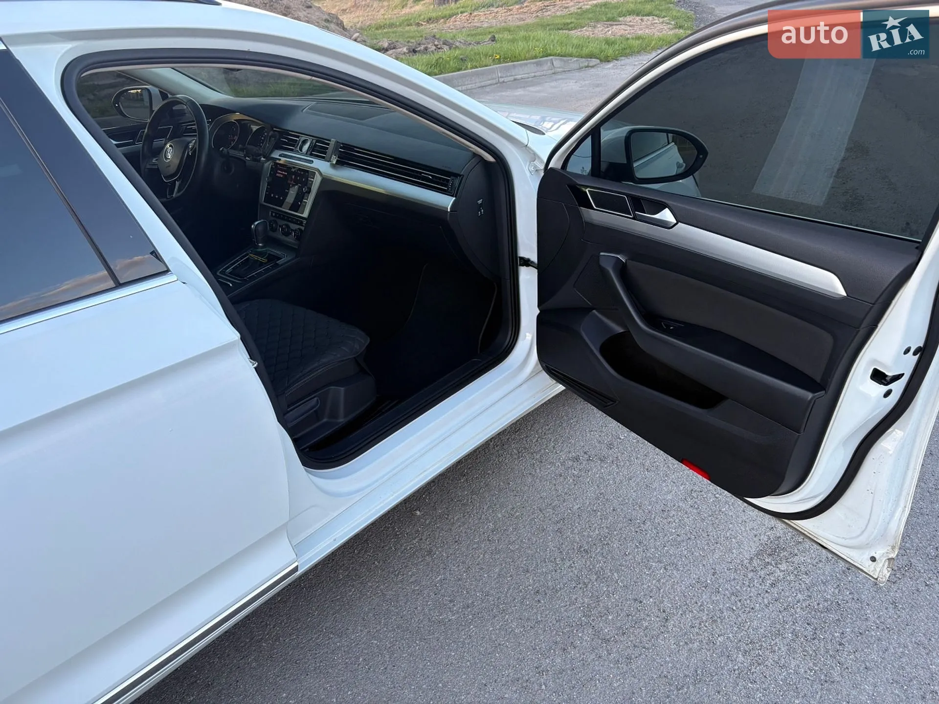 2019 Volkswagen Passat - мініатюра 14