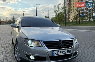 Седан Volkswagen Passat 2007 в Днепре