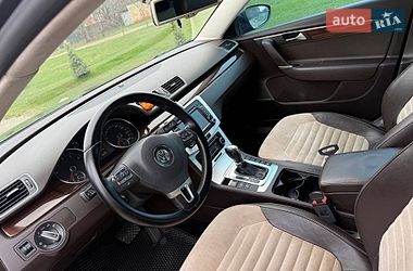 Седан Volkswagen Passat 2011 в Ахтырке