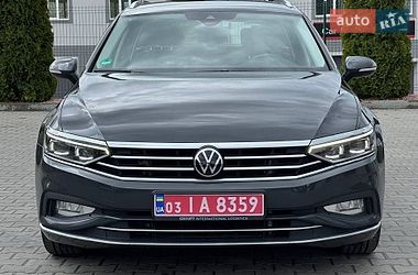 Універсал Volkswagen Passat 2021 в Вінниці