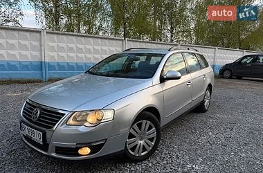 Універсал Volkswagen Passat 2007 в Рівному