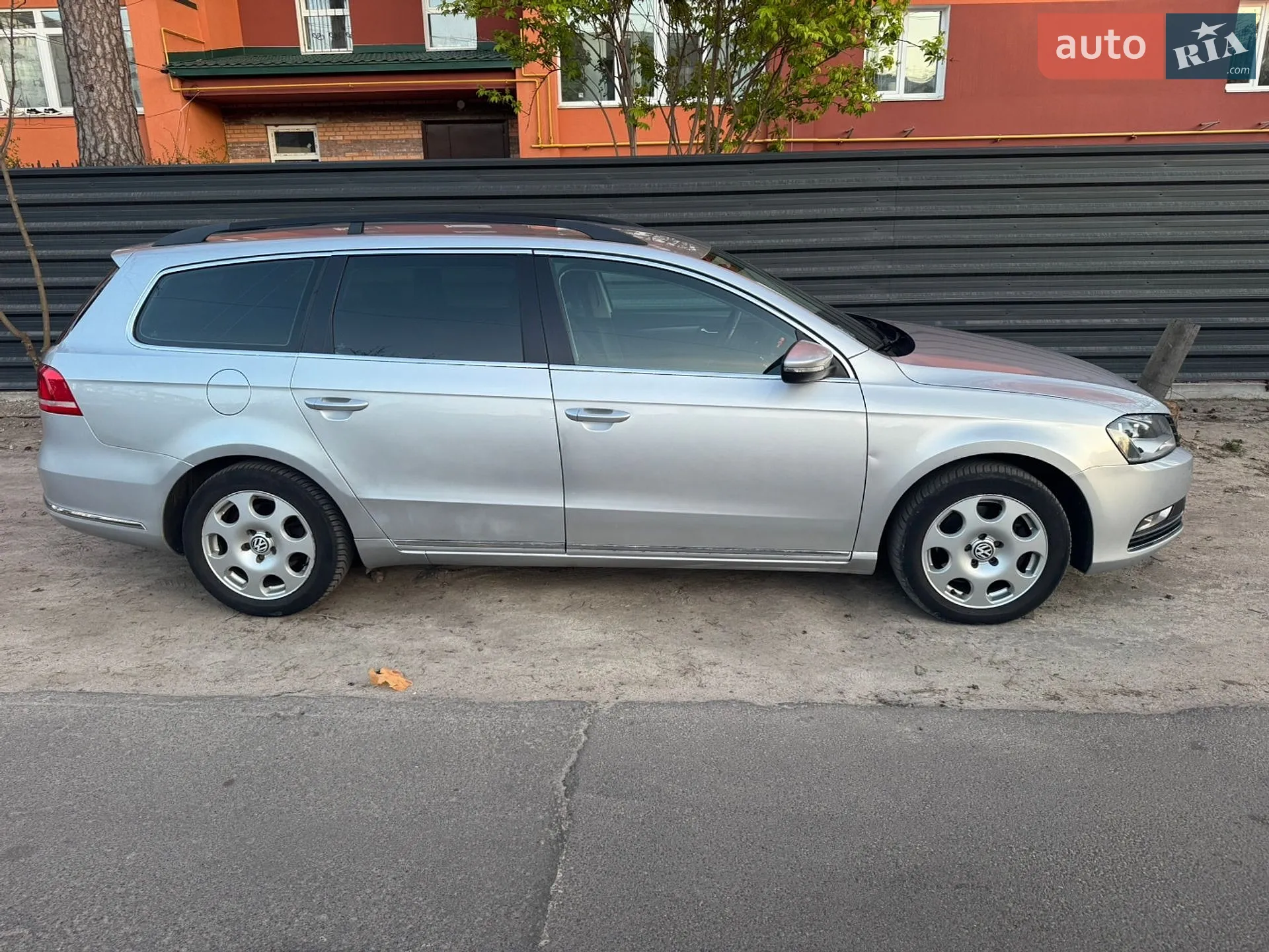 2011 Volkswagen Passat - мініатюра 8