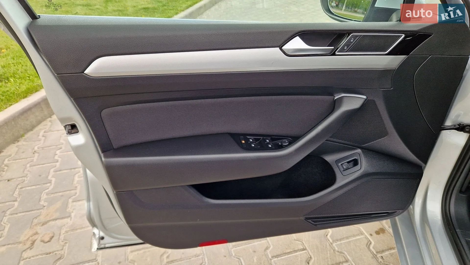 2017 Volkswagen Passat - мініатюра 13