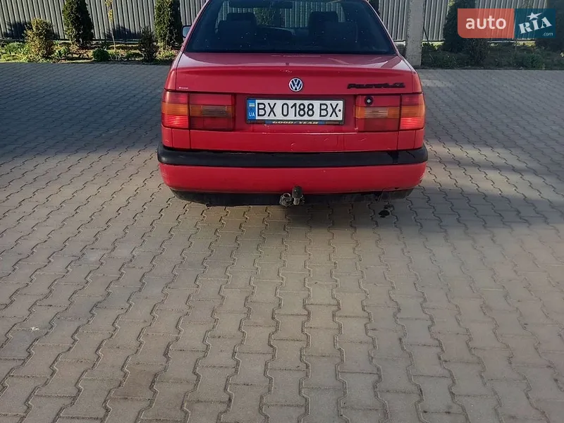 Volkswagen Passat 1993 VIN WVWZZZ3AZRB051559 фото оголошення 9 з 37
