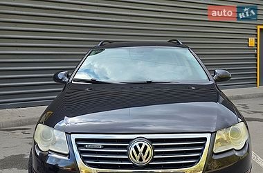 Универсал Volkswagen Passat 2008 в Киеве