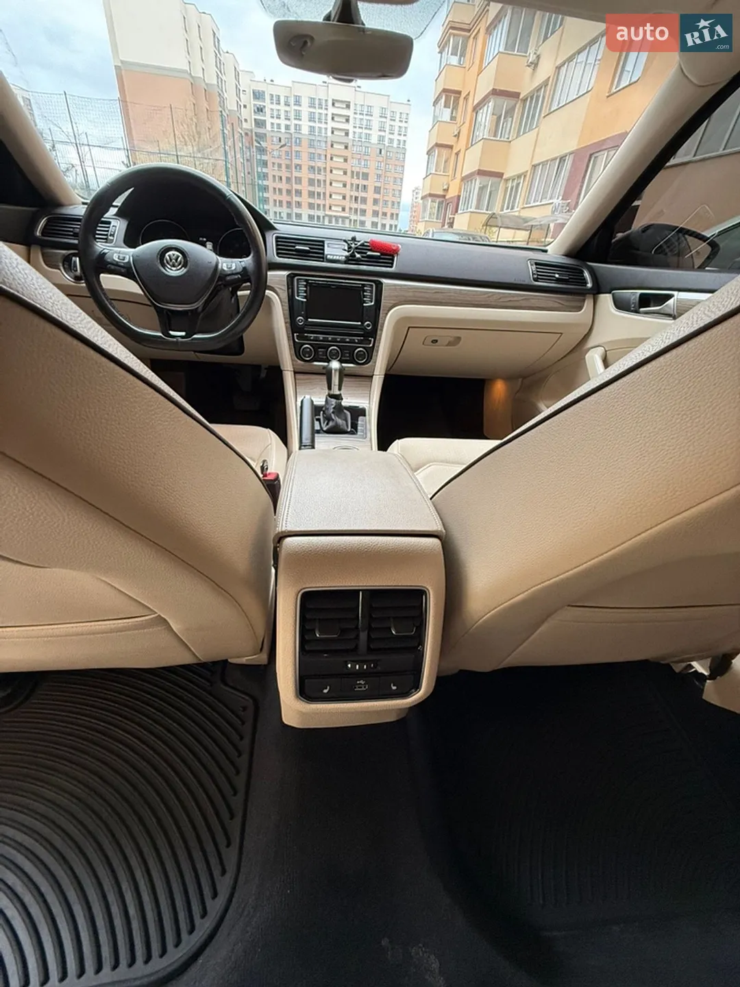 2017 Volkswagen Passat - мініатюра 12