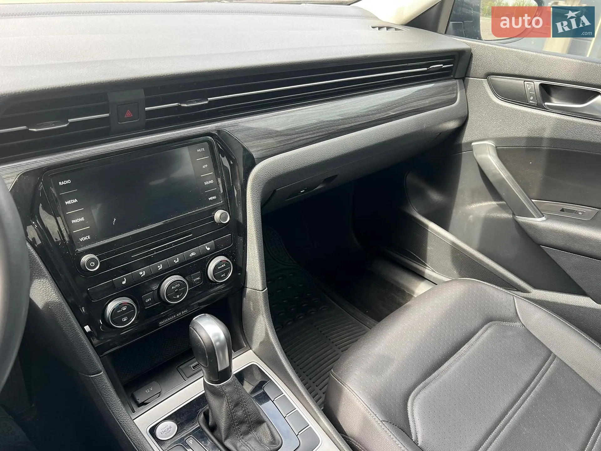 2021 Volkswagen Passat - мініатюра 16
