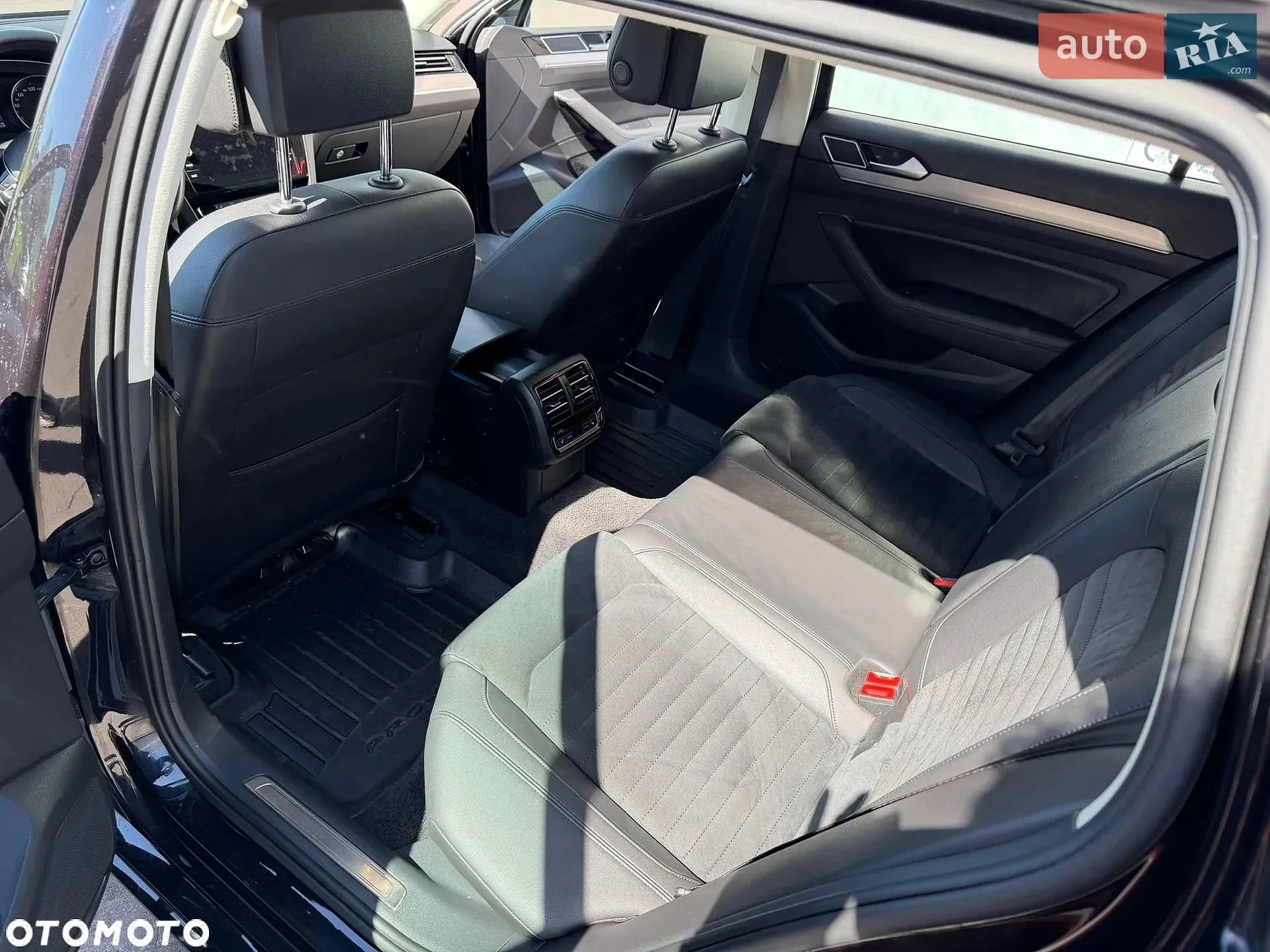 2020 Volkswagen Passat - мініатюра 9