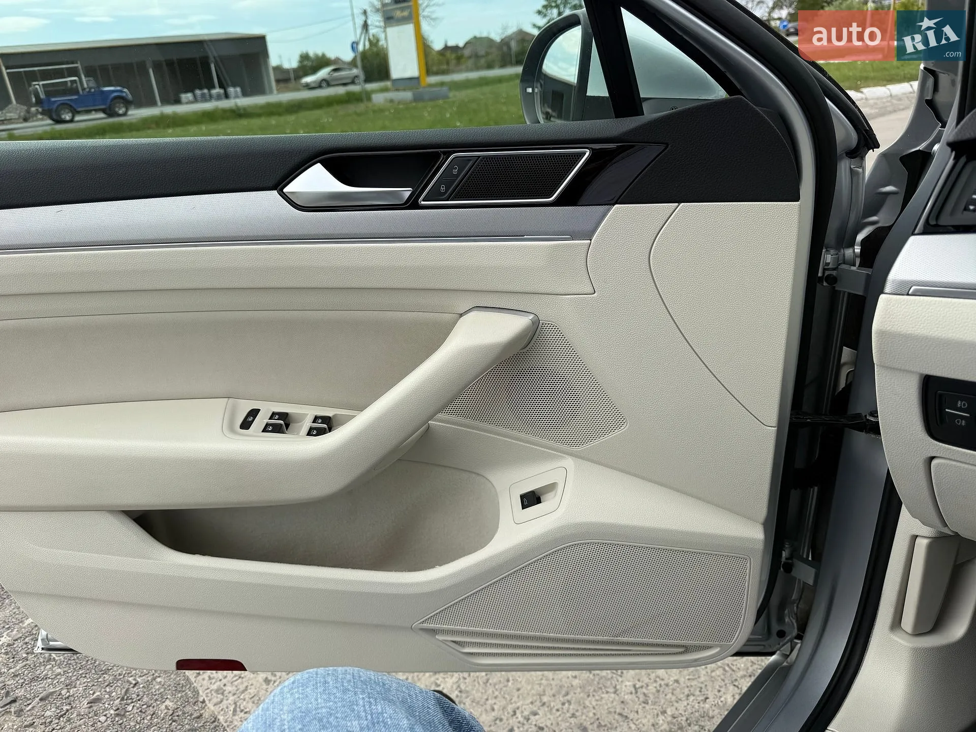 2016 Volkswagen Passat - мініатюра 38