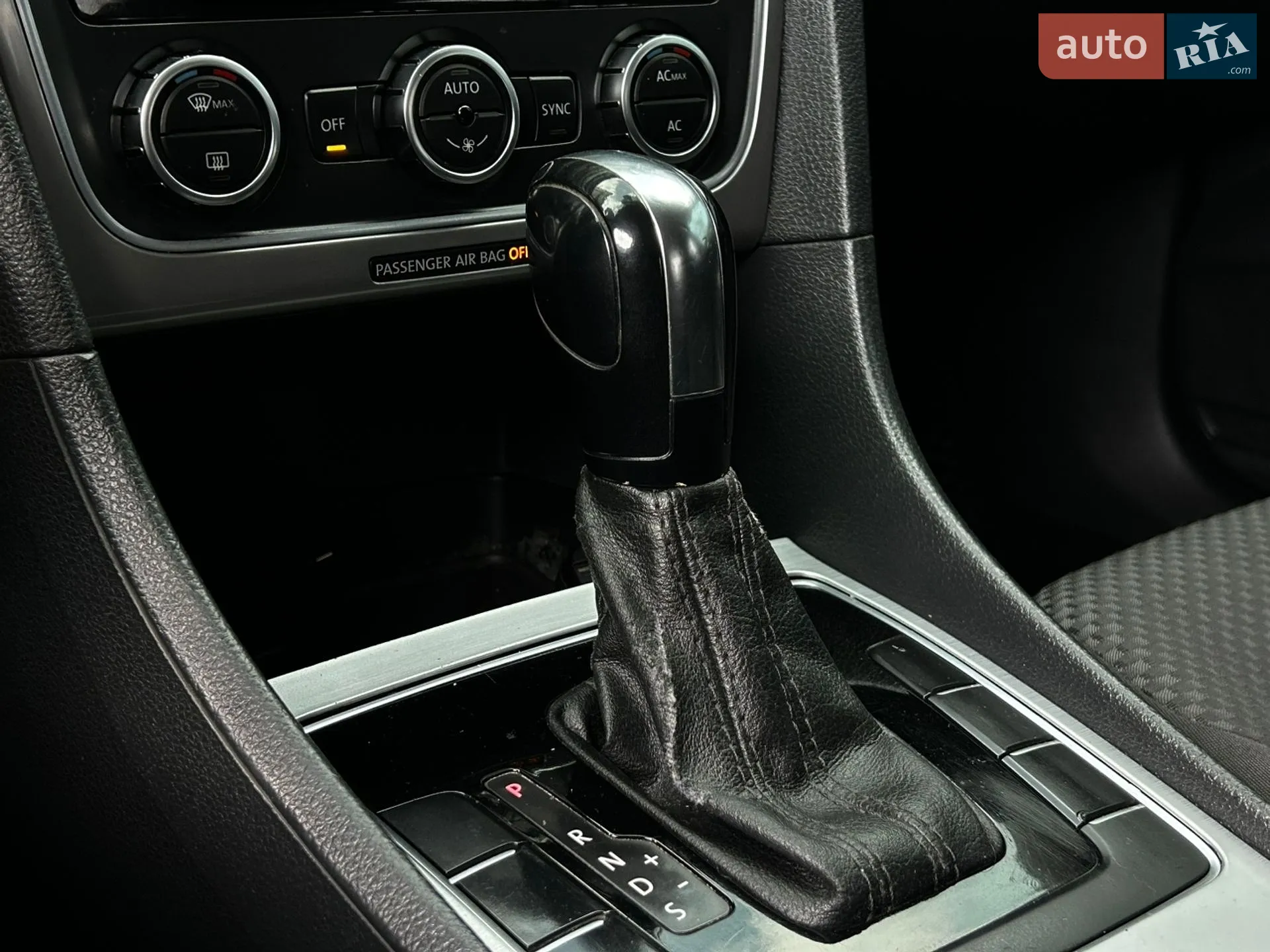 2012 Volkswagen Passat - мініатюра 11