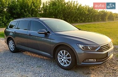 Універсал Volkswagen Passat 2016 в Жмеринці