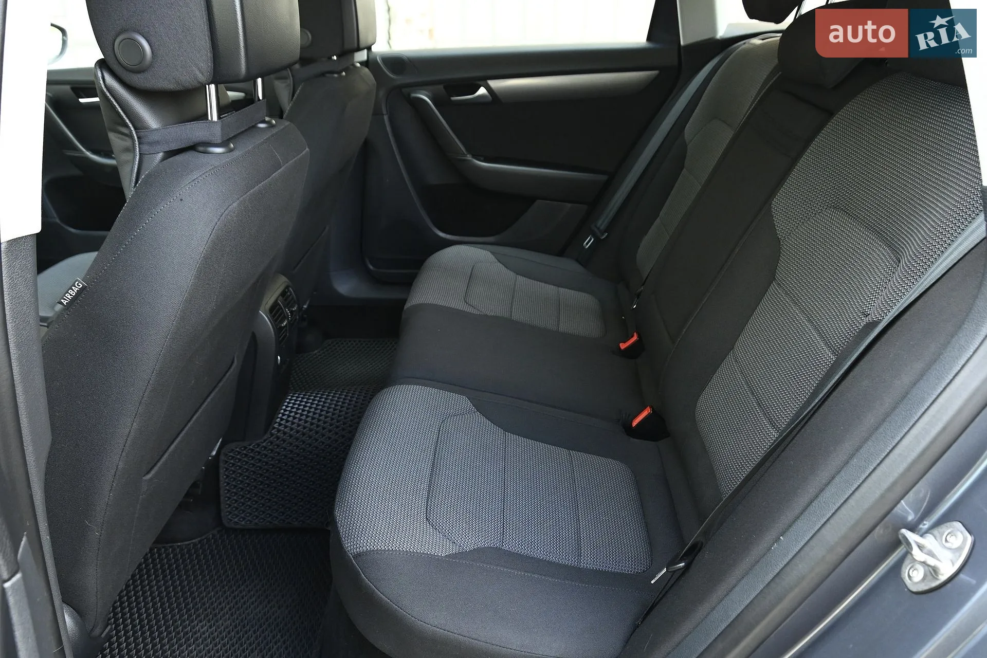2014 Volkswagen Passat - мініатюра 28