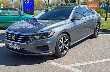 Седан Volkswagen Passat 2021 в Києві