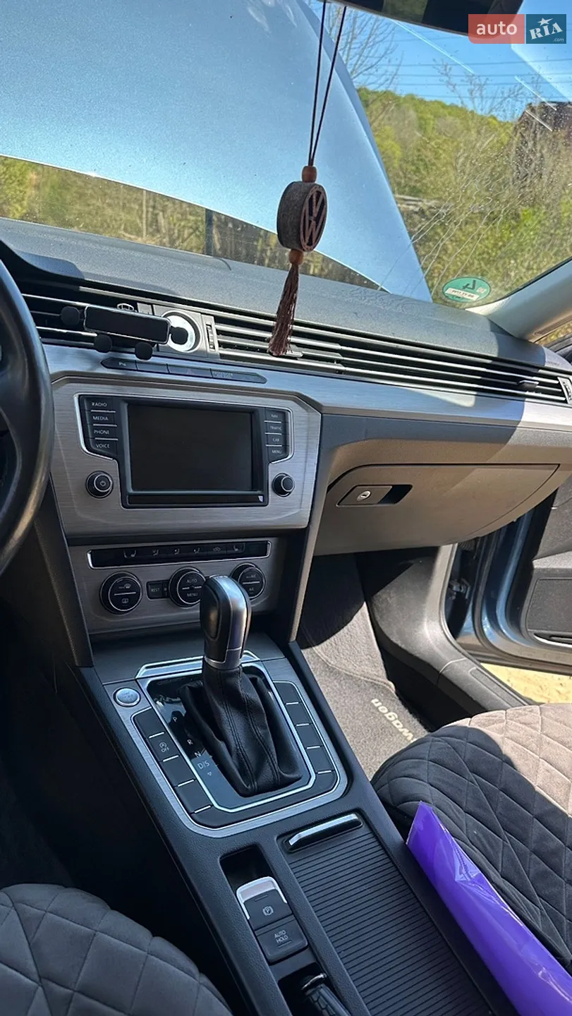 2016 Volkswagen Passat - мініатюра 8