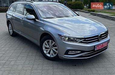 Універсал Volkswagen Passat 2022 в Луцьку