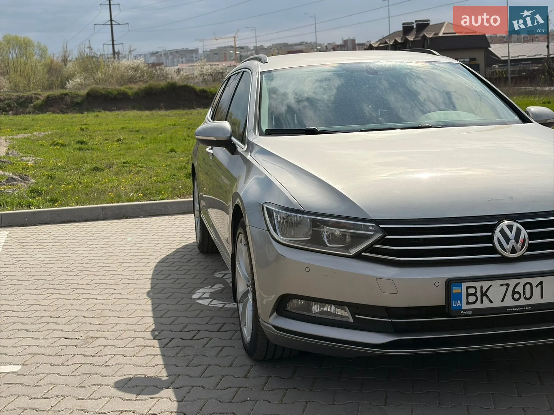 2017 Volkswagen Passat - мініатюра 2
