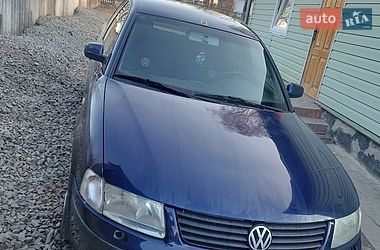 Седан Volkswagen Passat 2000 в Гоще
