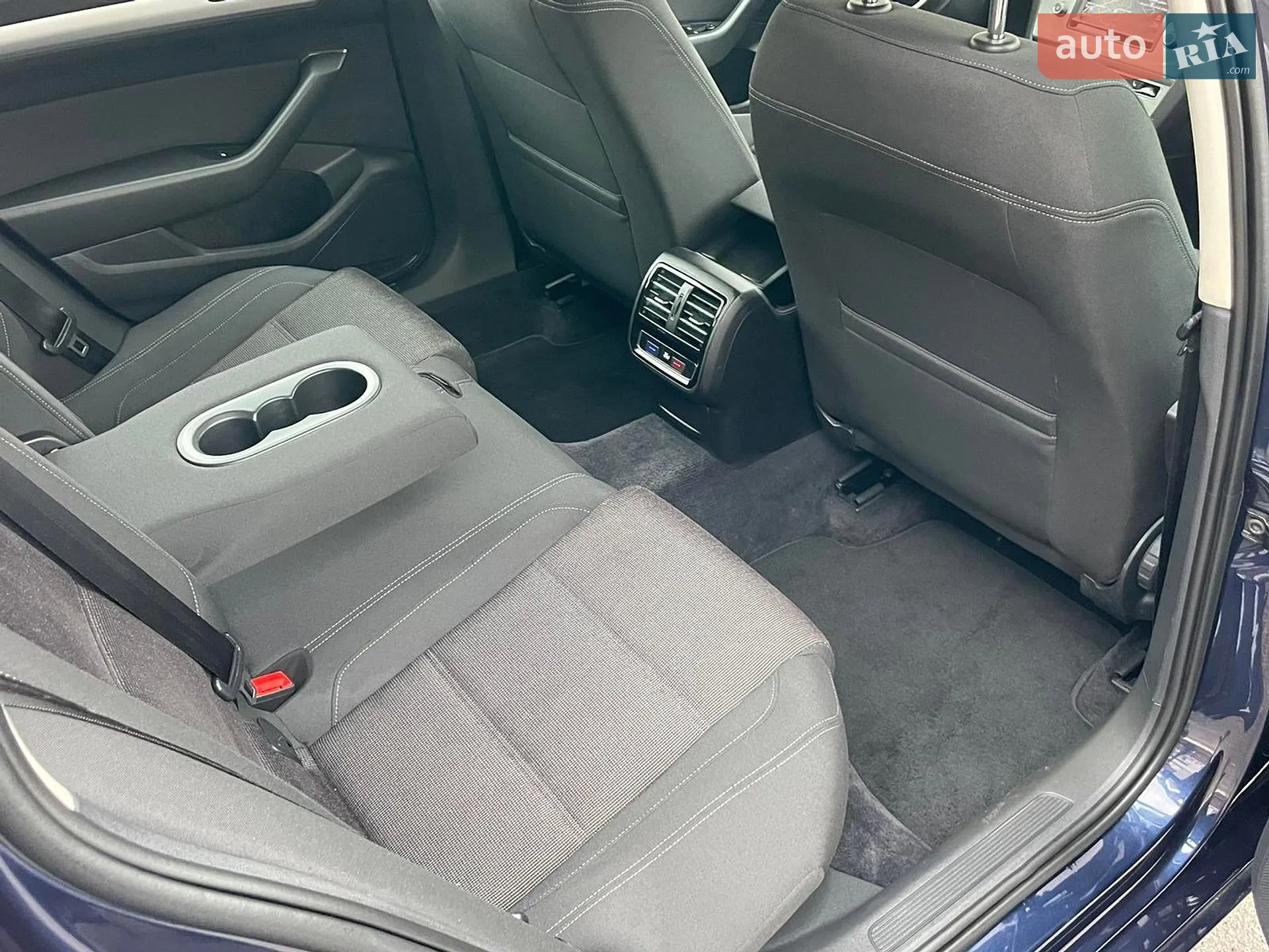 2016 Volkswagen Passat - мініатюра 12