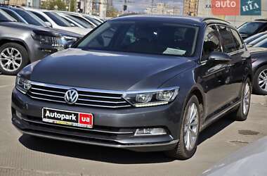 Універсал Volkswagen Passat 2016 в Харкові