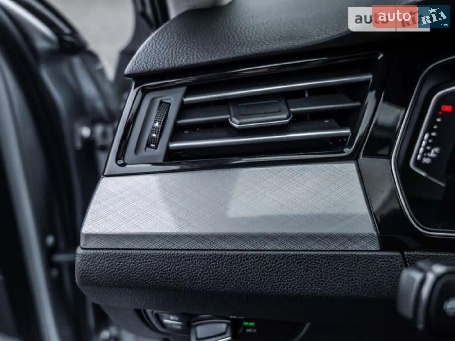 Volkswagen Passat 2020 VIN WVWZZZ3CZLE068479 фото оголошення 28 з 52