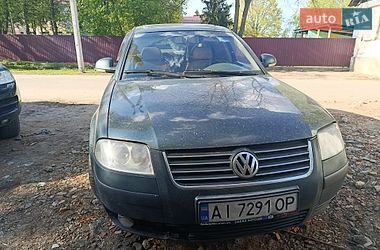 Седан Volkswagen Passat 2005 в Киеве