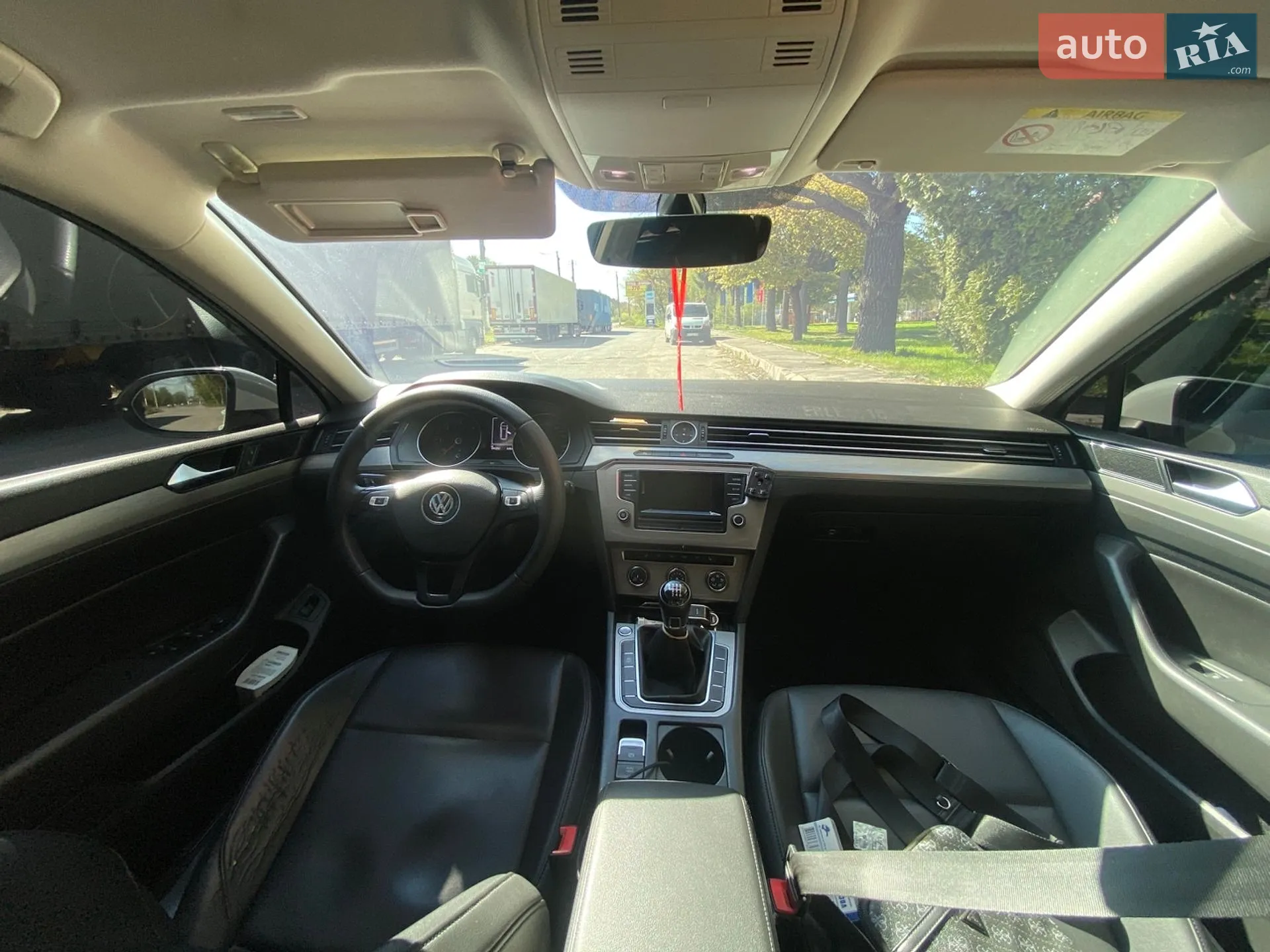 2017 Volkswagen Passat - мініатюра 8