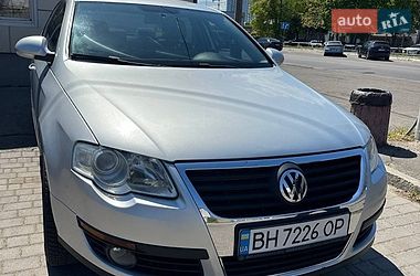 Седан Volkswagen Passat 2007 в Одессе