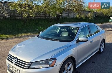 Седан Volkswagen Passat 2013 в Рівному