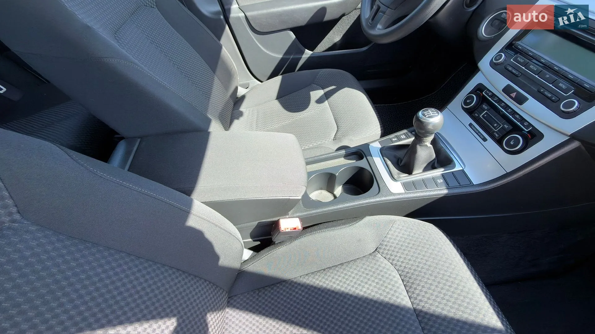 2011 Volkswagen Passat - мініатюра 24