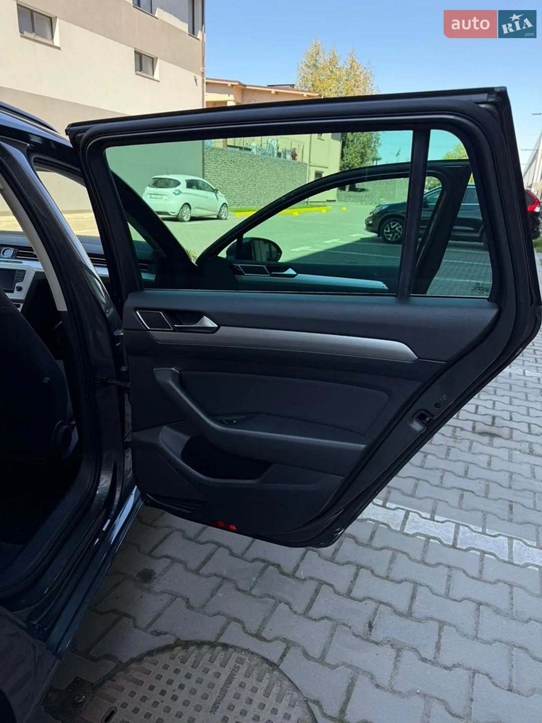 2017 Volkswagen Passat - мініатюра 31