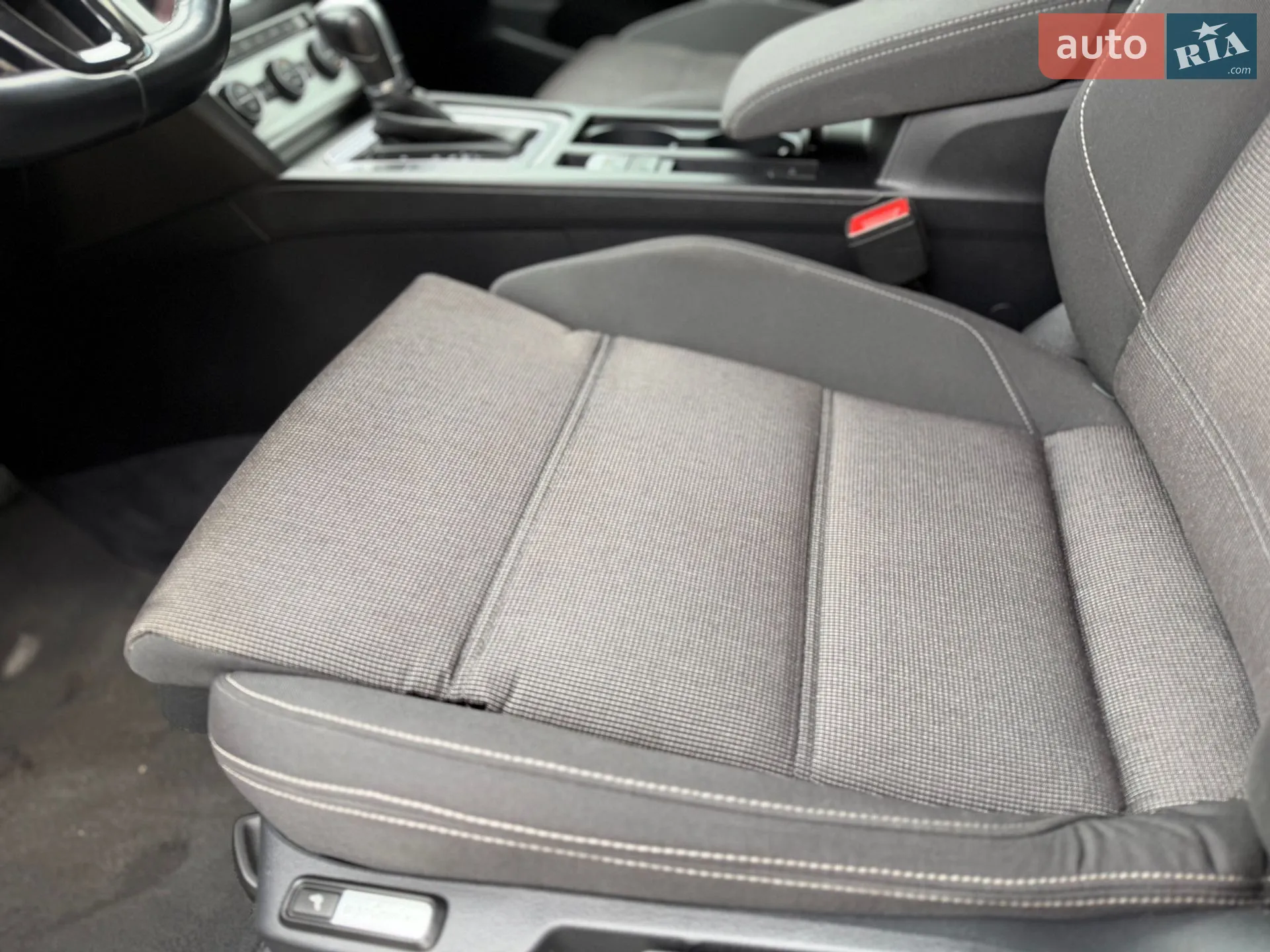 2018 Volkswagen Passat - мініатюра 30