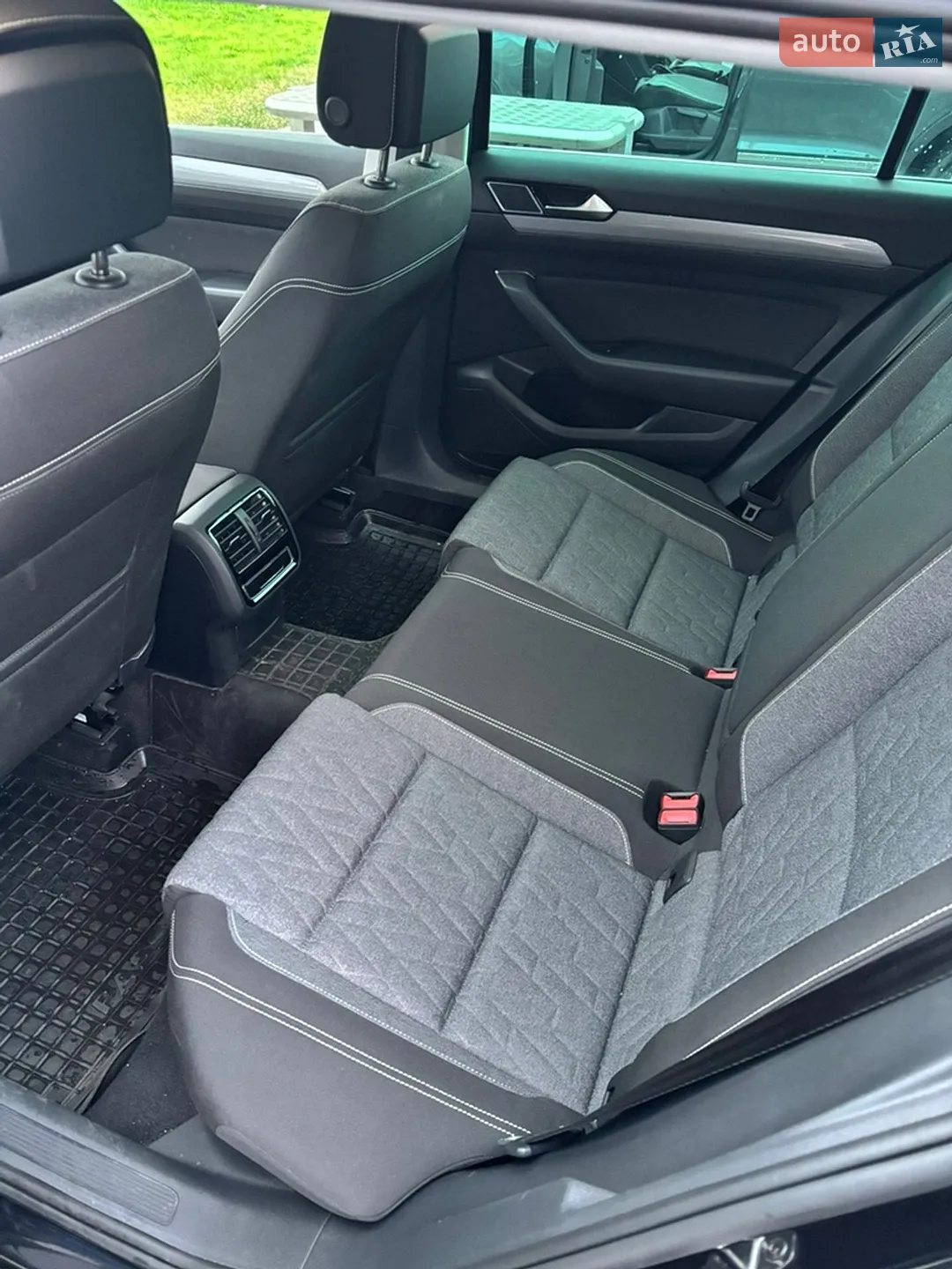 2022 Volkswagen Passat - мініатюра 9