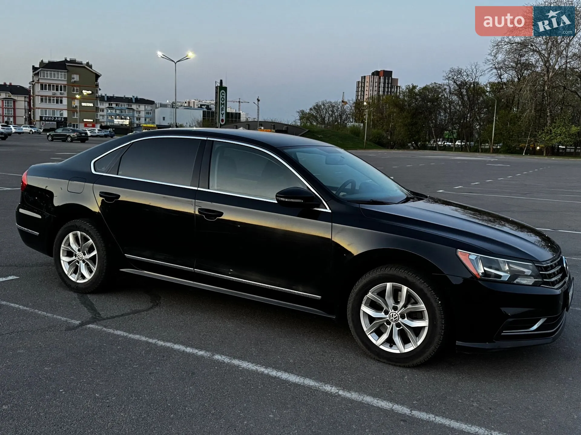 2016 Volkswagen Passat - мініатюра 3