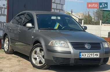 Седан Volkswagen Passat 2001 в Харкові