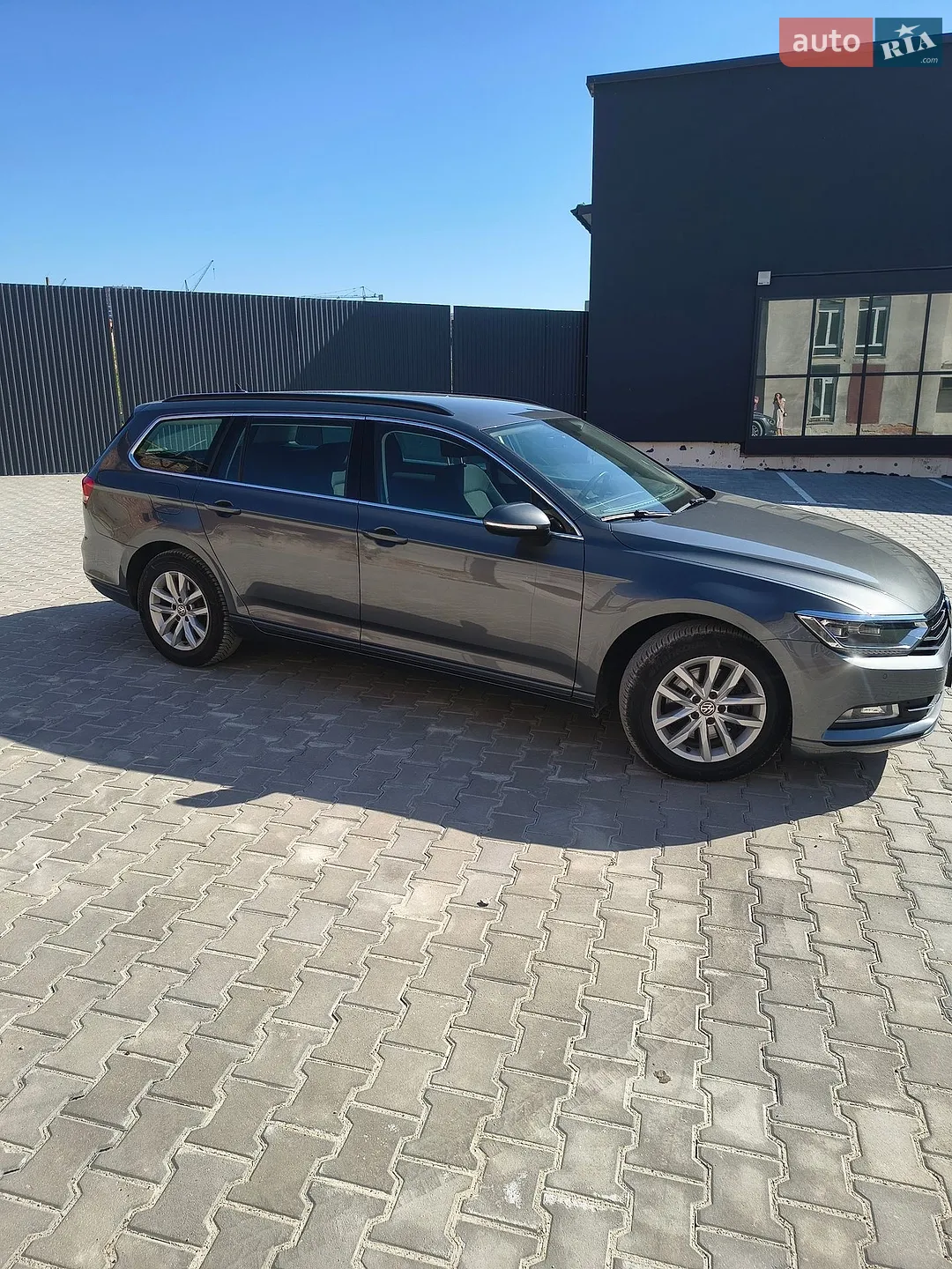 2017 Volkswagen Passat - мініатюра 3