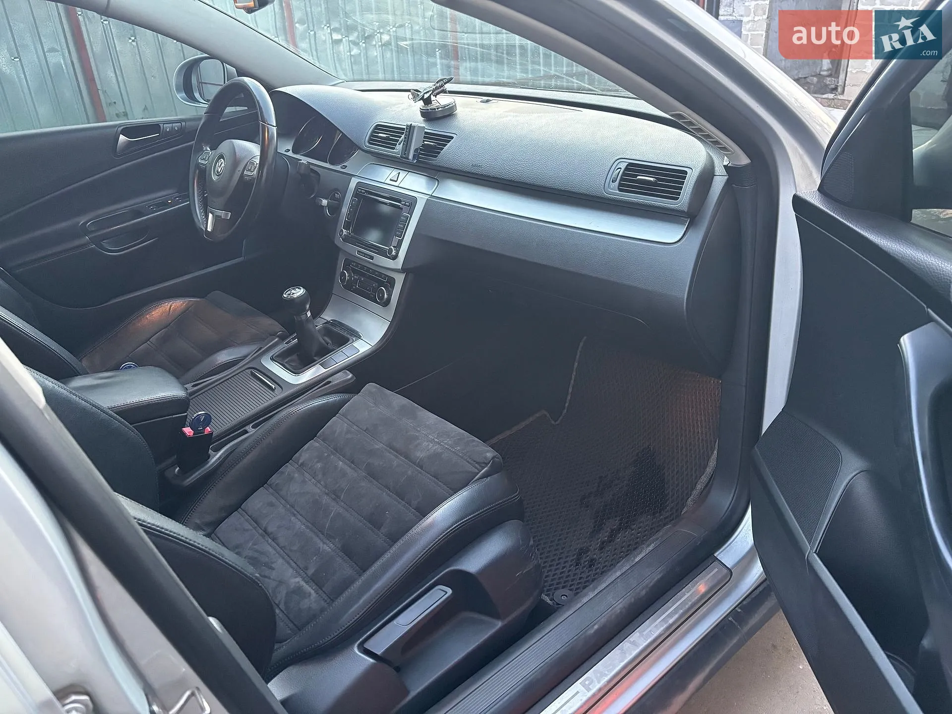 2010 Volkswagen Passat - мініатюра 11