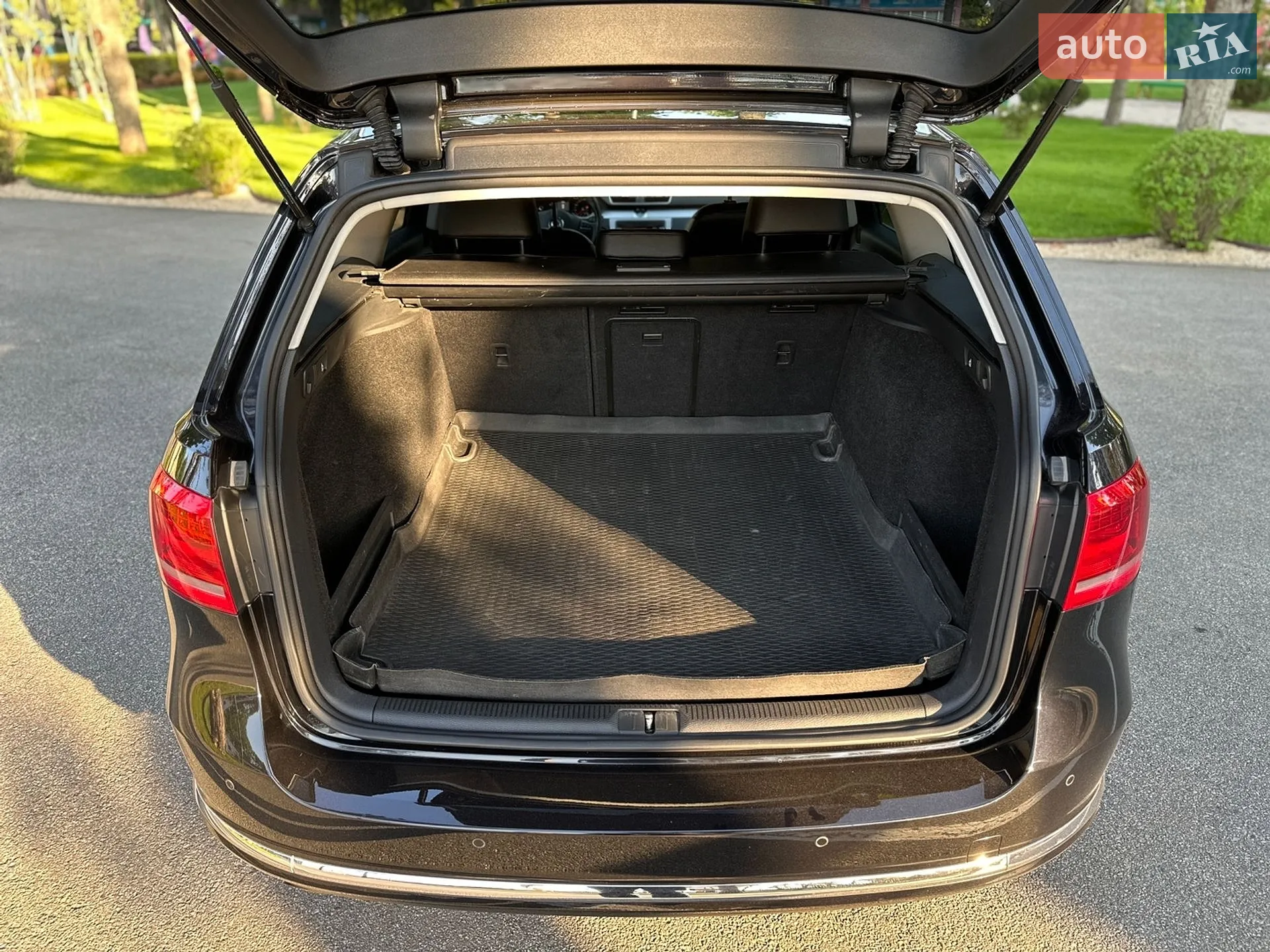 2011 Volkswagen Passat - мініатюра 33