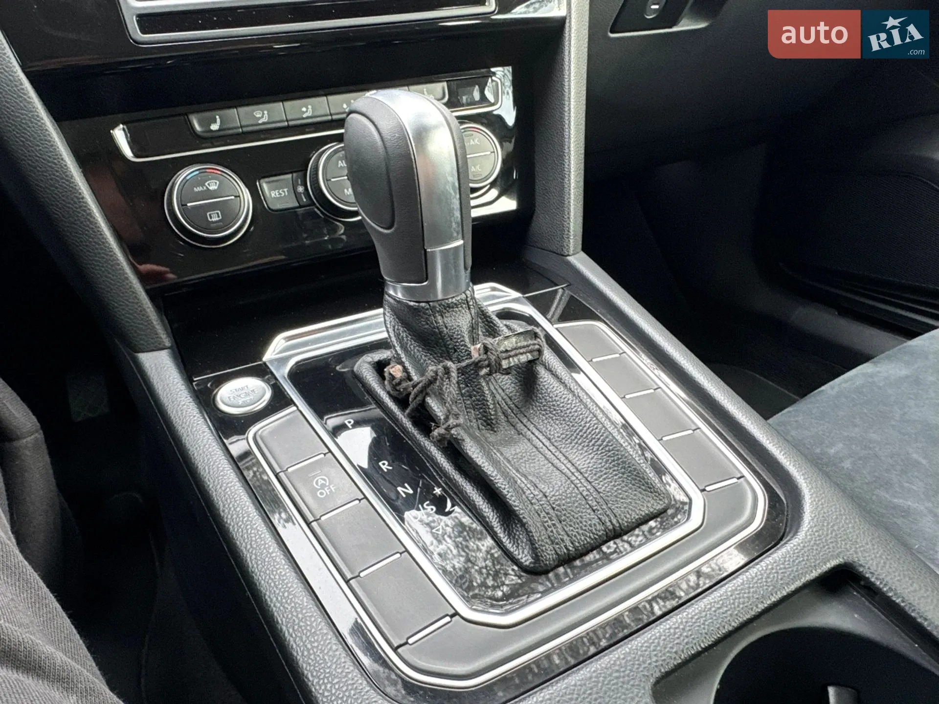 2015 Volkswagen Passat - мініатюра 16