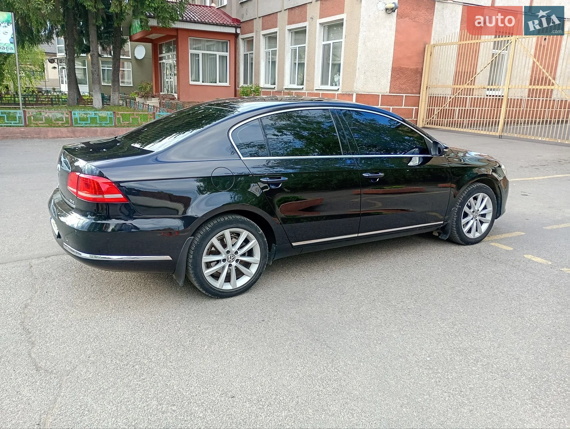 2011 Volkswagen Passat - мініатюра 10