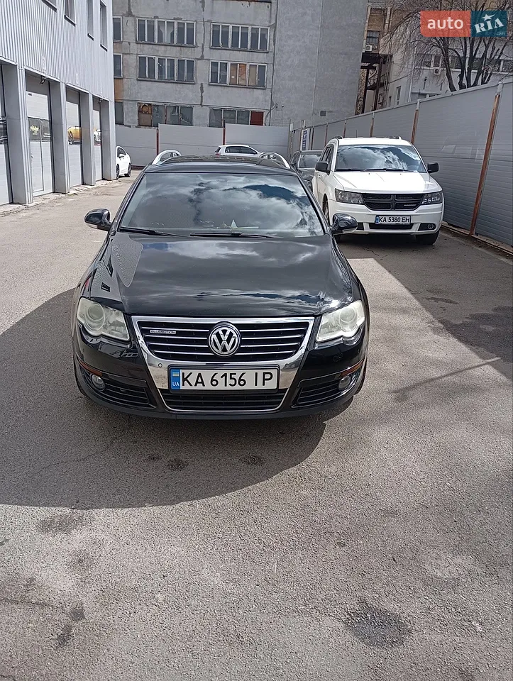 2010 Volkswagen Passat - мініатюра 13