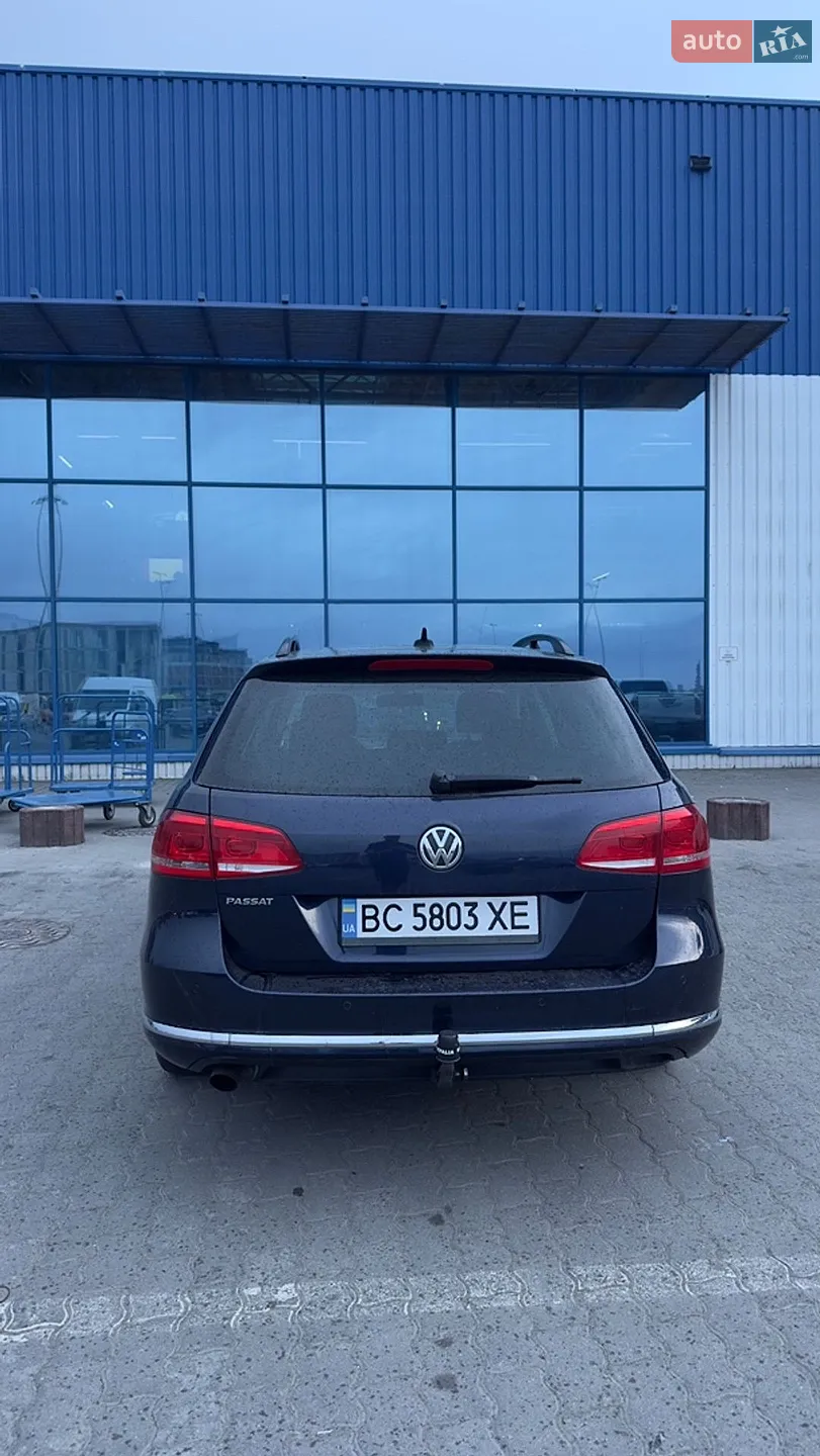 2011 Volkswagen Passat - мініатюра 6