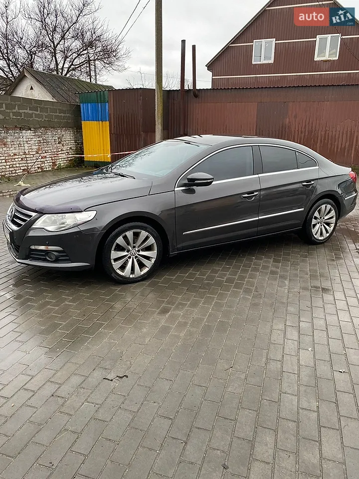 2010 Volkswagen Passat - мініатюра 12
