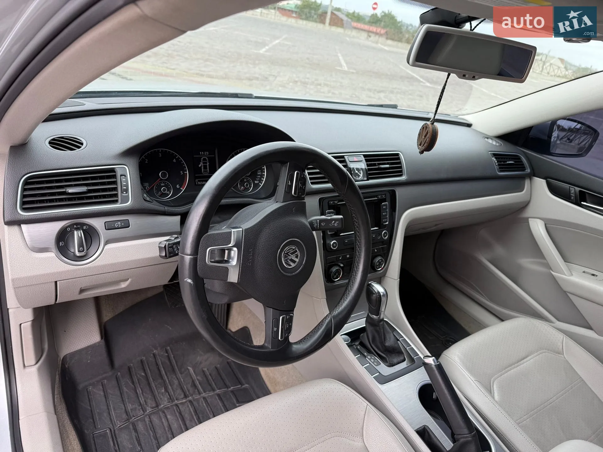 2013 Volkswagen Passat - мініатюра 6